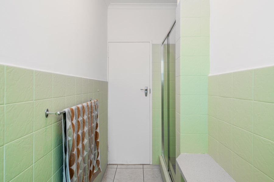 2 Bedroom Property for Sale in Mouille Point Western Cape